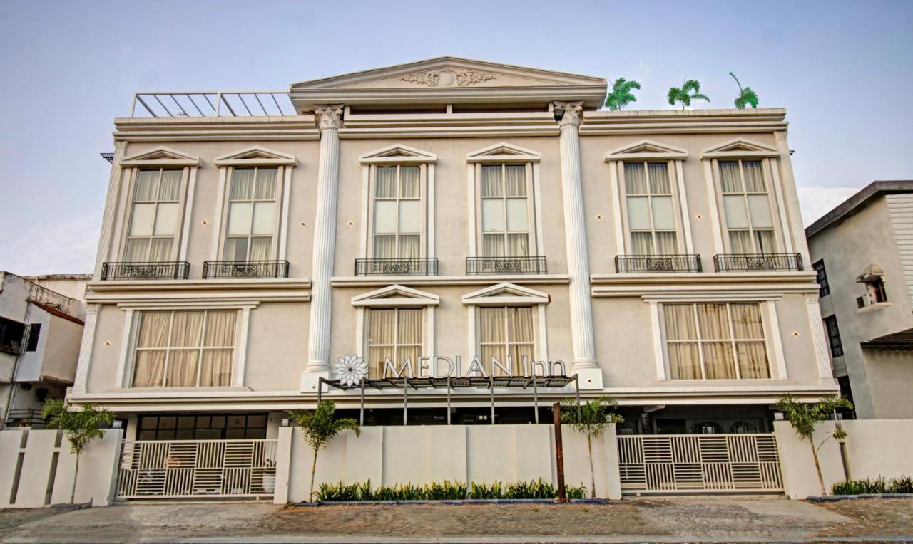 Treebo Premium Median Inn Nagpur Exterior foto