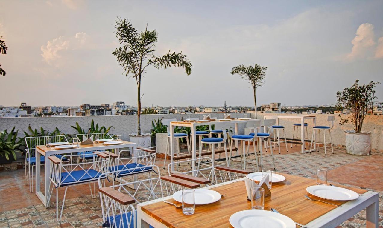 Treebo Premium Median Inn Nagpur Exterior foto