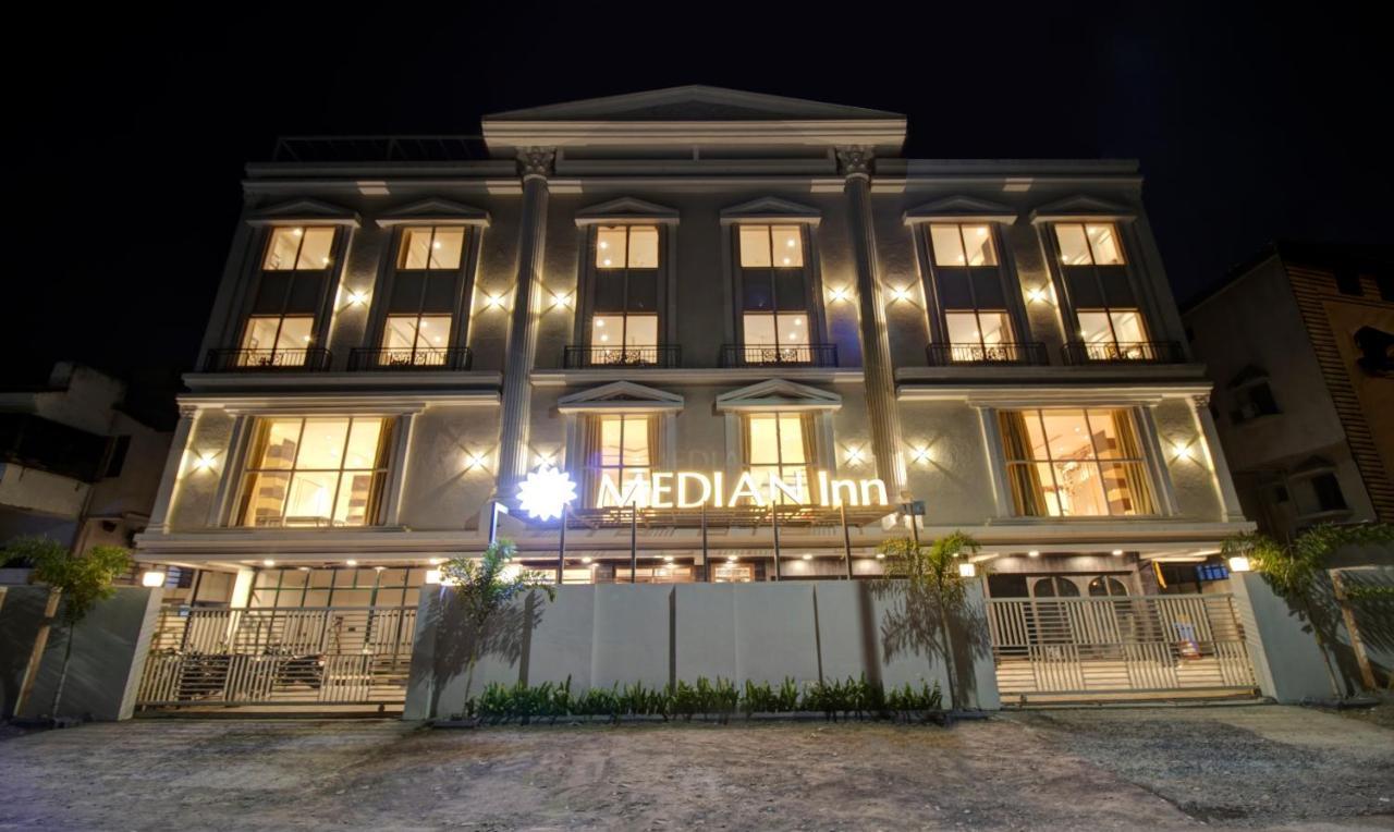 Treebo Premium Median Inn Nagpur Exterior foto